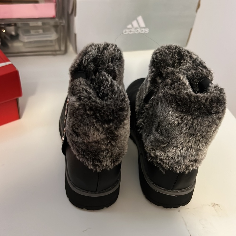 Winter boots - Picture 3 of 3